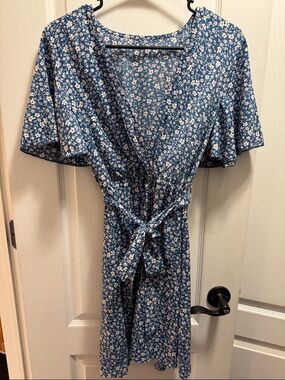 SHEIN Blue Floral Wrap Mini Dress with Pink/White Ditsy Print